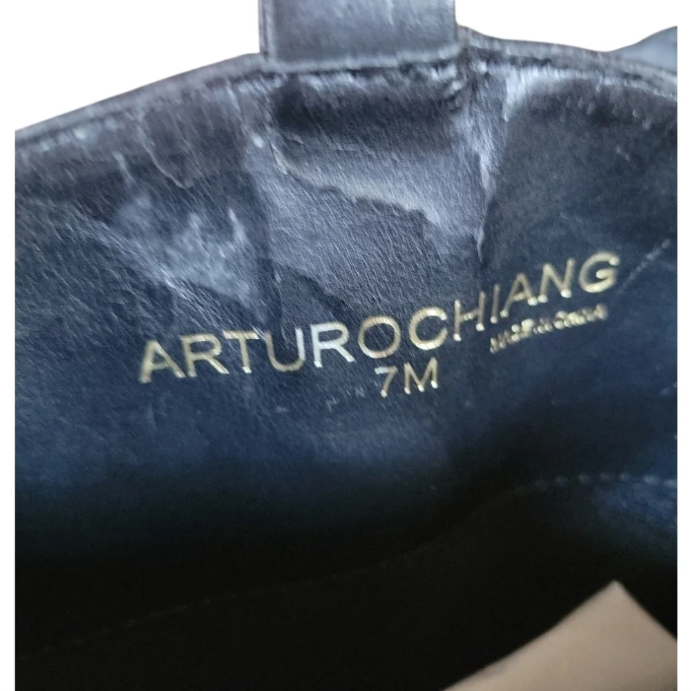 Arturo Chaing Black Leather Silver Button Embellished Pull on Boots Sz 7